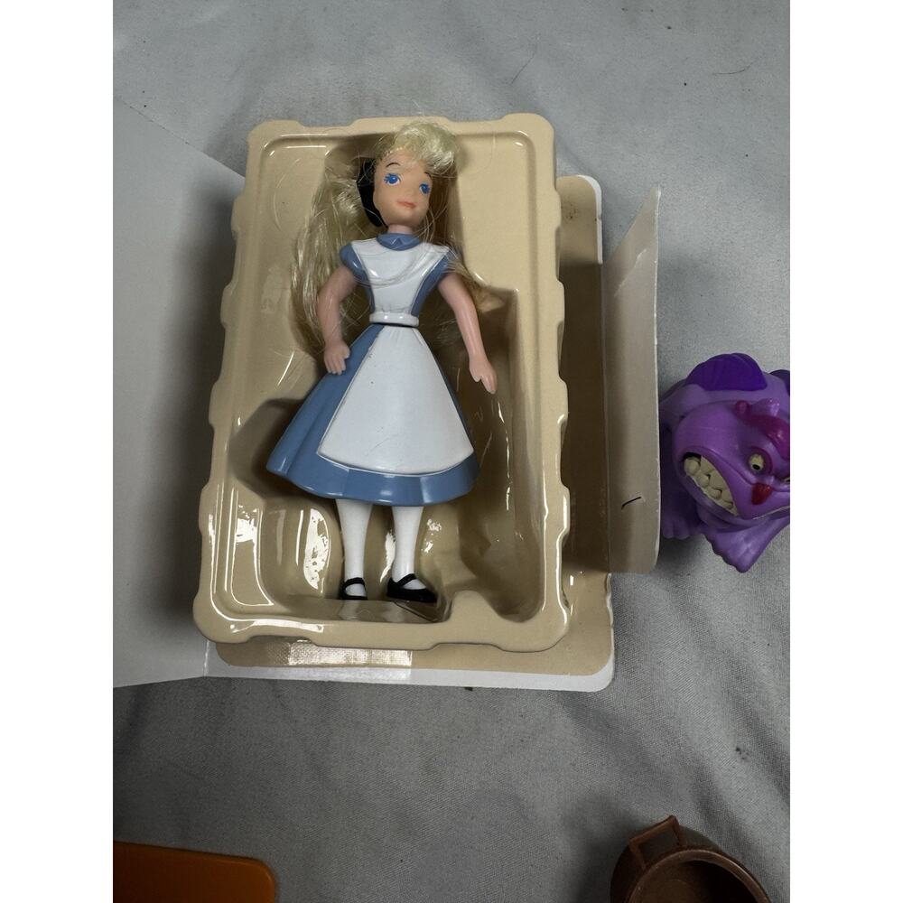 Disney Vintage Happy Meal Toys Lot 9 Pc Alice In Wonderland Pocahontas - Picture 6 of 6